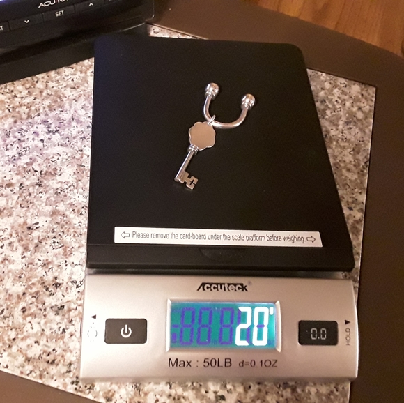 925 SOLID STERLING ENGRAVABLE SKELATON KEY RING - Picture 6 of 8